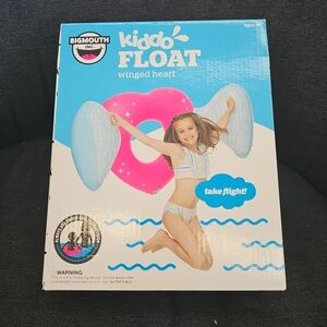 NIB Pool BigMouth Inc. Kiddo Float Angel Wings Inflatable Winged Heart